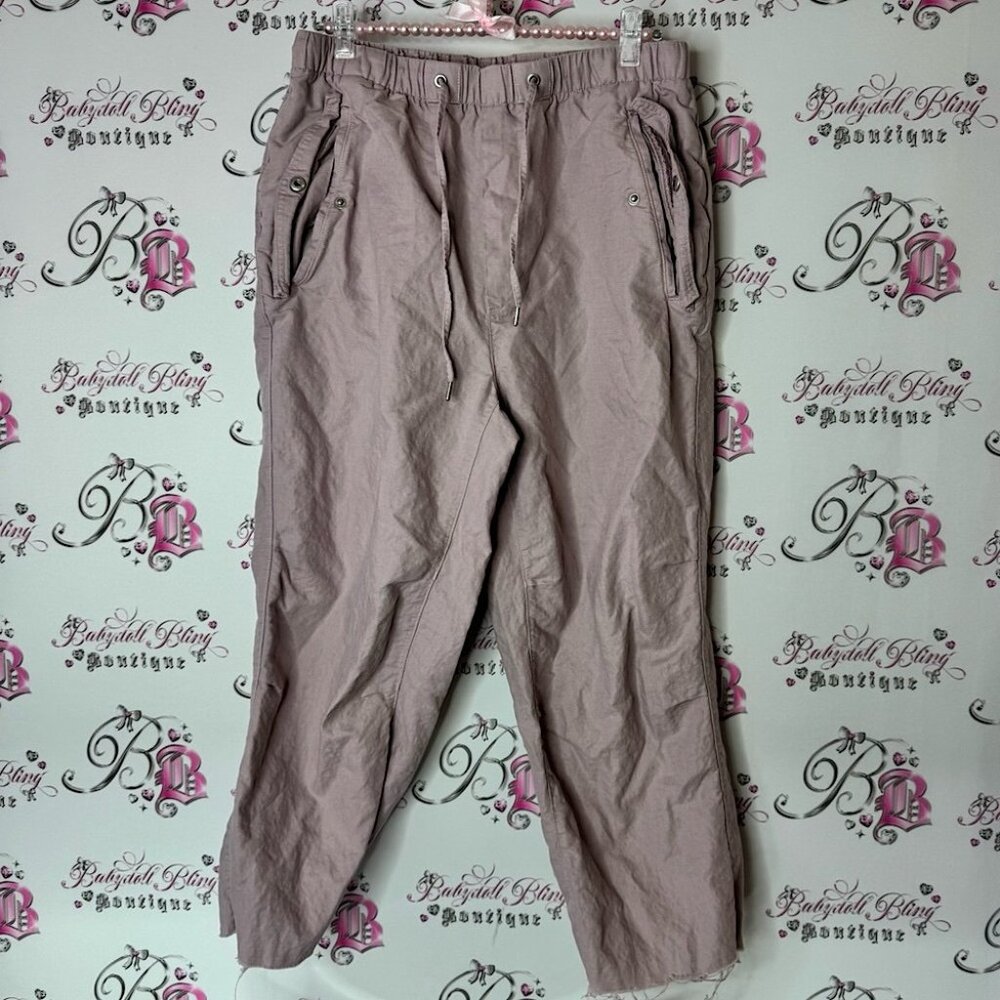 GAP Gray Cargo Pants Relaxed Fit lavender grey purple comfy